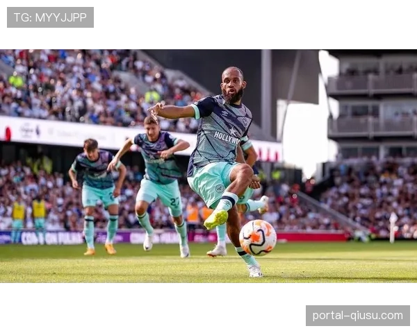 半场战报:诺丁汉森林1-1富勒姆,两粒进球均源自肋部传中 半场战报:诺丁汉森林1-1富勒姆,两粒进球均源自肋部传中